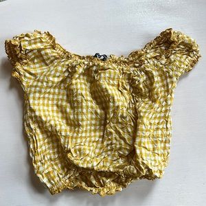 Brandy Melville Cropped gingham top